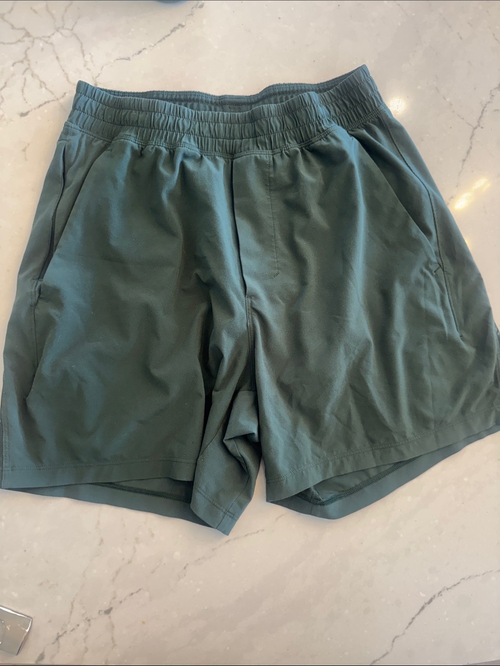 lululemon athletica Men's Elastic Waist Athletic Shorts - Teal Green
